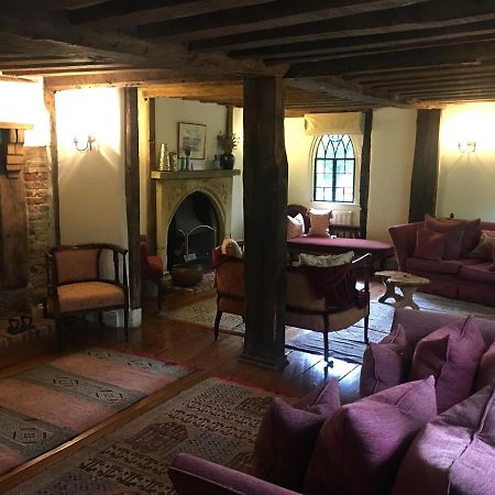 The Old Farmhouse ウィンザー エクステリア 写真